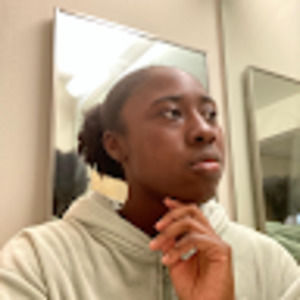 Meet your Posher, Amelia